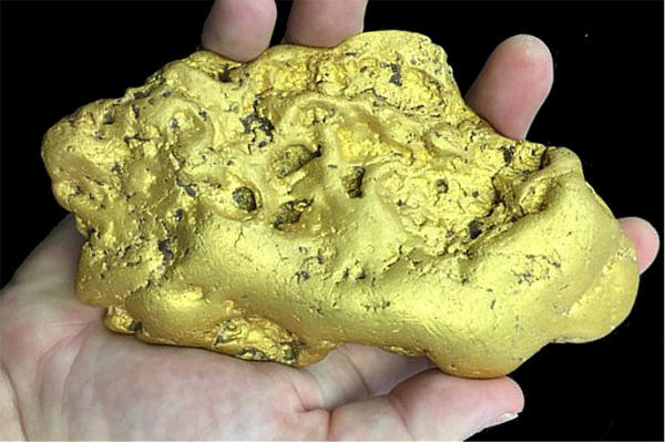 Giant gold nugget found in California could sell for $350000