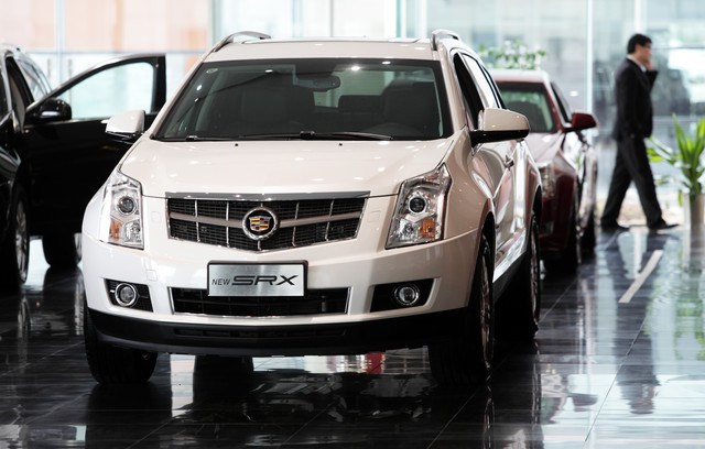 GM Says China Luxury Vehicle Demand Slower Than Expected