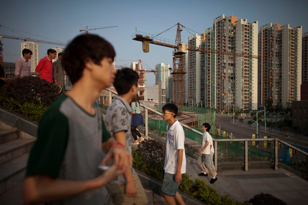 Credit Warnings Offer World a Peek Into China's Secretive Banks