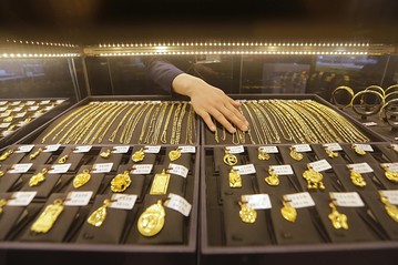 Gold Standard? China Doesn't Set It