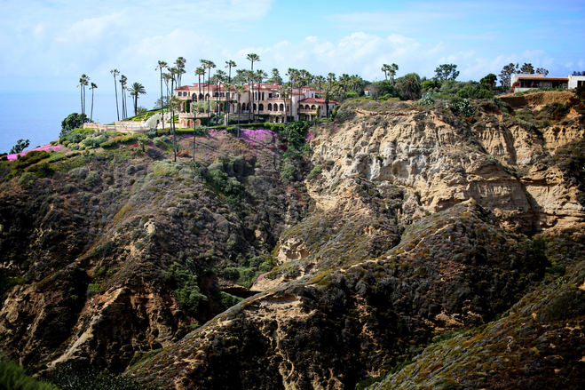 The Upper Crust of the San Diego Bluffs