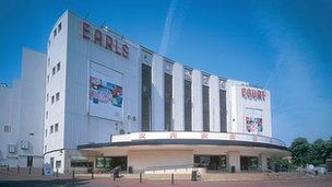 Earls Court demolition plan approved by Mayor of London