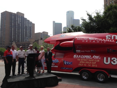 Roostertail celebrates 55th anniversary with Gold Cup hydroplane sponsorship