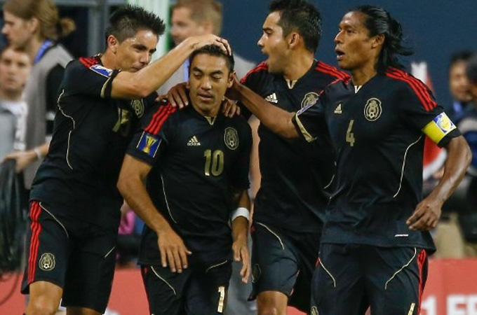 Mexico tops Canada 2-0 in Gold Cup