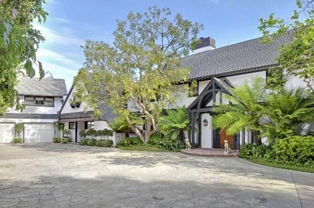 Bob Newhart Lists Wallace Neff Home in Bel-Air