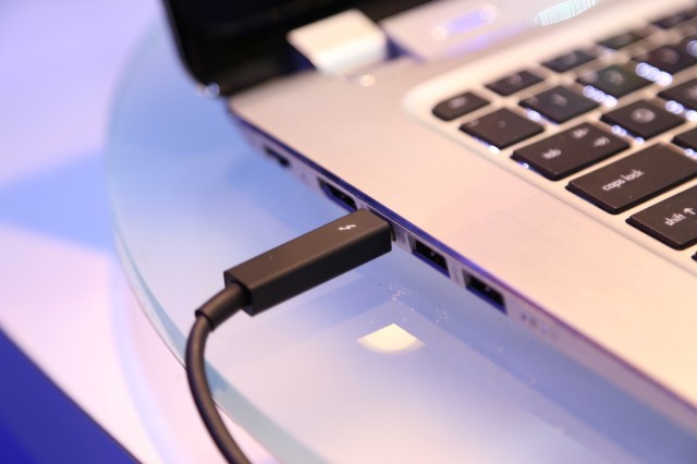 USB 3.0 continues to steal Thunderbolt's thunder