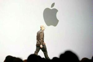 Apple goes on hiring spree for 'iWatch'