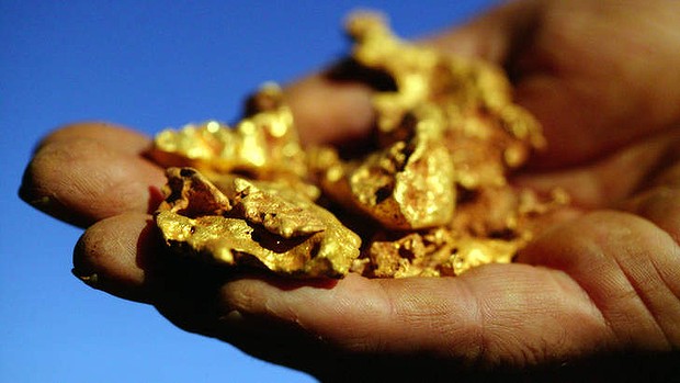 Newmont Takes $2 Billion Writedown as Gold Declines