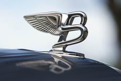 Bentley to build first SUV in Crewe