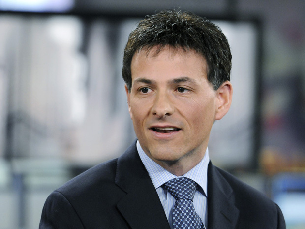 Greenlight's Einhorn cuts gold bullion to invest in miners