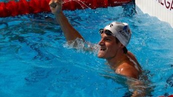 France's Agnel takes world gold in 200m freestyle