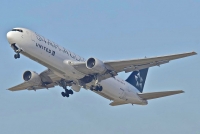 United Airlines Wins "Gold" for Environment Work While Fighting Climate Action