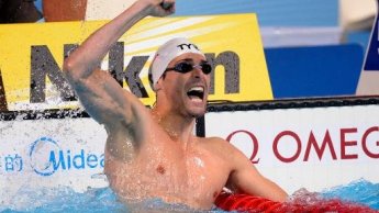 France's Lacourt wins gold in men's 50m backstroke