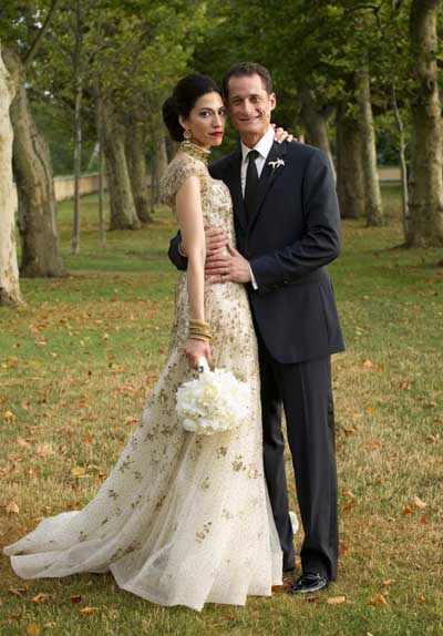 Weiner didn't declare costs for lavish 2010 wedding