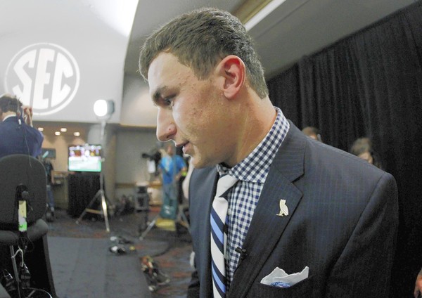 Johnny Manziel reportedly sold autographs for $7500