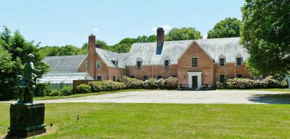 Rich Cribs: $7.5M Templeton estate hosted aristocrats, artists and more