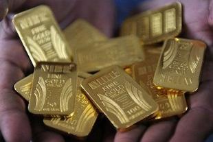 Bearish option plays indicate more gold sell-offs ahead