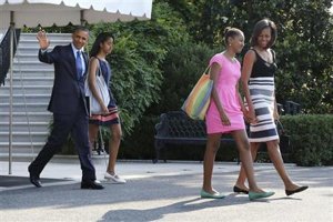 Obama, family going on eight-day Martha's Vineyard vacation