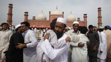 Pakistan security powerless as Eid prayers targeted by suicide bombers