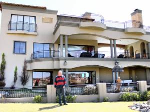 Tenants evict owner from multimillion-rand home