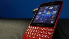 Review: No, the BlackBerry Q5 won't save the company