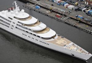 Race for biggest mega-yacht: Emirati royals dethrone Russia billionaire