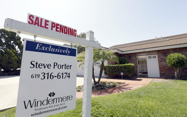 Southern California home market cools; prices remain flat