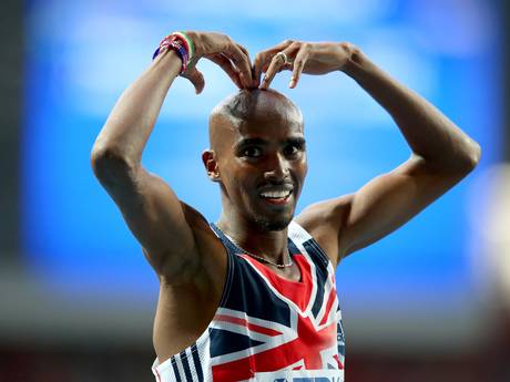 Mo Farah wins 5000m gold to become double world and Olympic champion