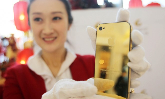 The rumored 'gold' iPhone, and a brief history of ugly Apple products