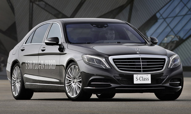 Mercedes S500 Adds Plug to World's Best Luxury Sedan