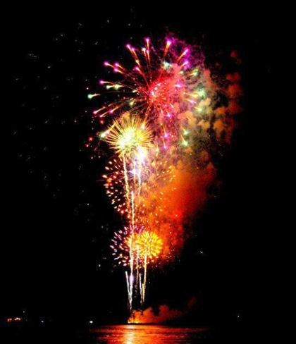 Fireworks and philanthropy combine Thursday on Destin harbor