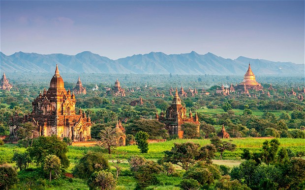 Burma river cruise: sailing back into history