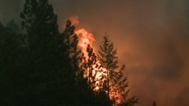 Yosemite-area wildfire growing at alarming rate