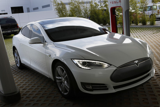 Is Tesla Model S really the safest? Feds don't test luxury rivals