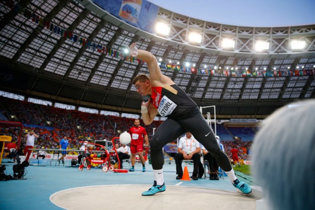 Nearly Deleted Photo Overturns Foul Call, Clinches Gold Medal for Shot Putter