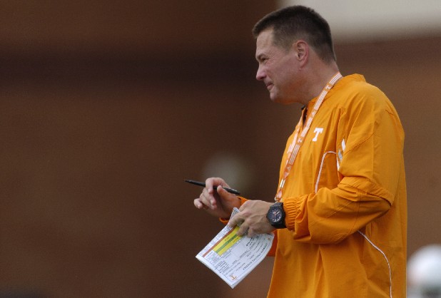 Freshmen part of 'unknowns' for Tennessee Vols