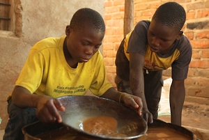 Tanzania's child gold miners risking injury and abuse to support families