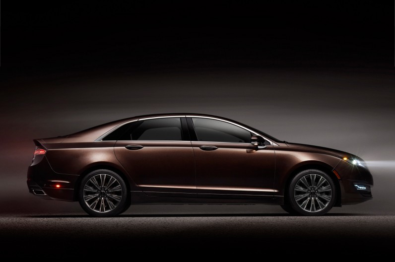 Report: Ford Designer Says Lincoln "Not True Luxury" Brand Yet