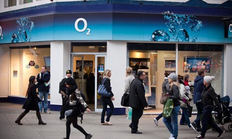 The battle for 4G: Vodafone and O2 switch on 'super-fast' mobile services as 3 …