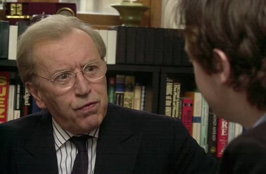 David Frost dies from suspected heart attack