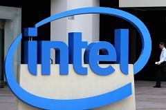 Intel readies ultra-small chips for Dick Tracy-style gadgets