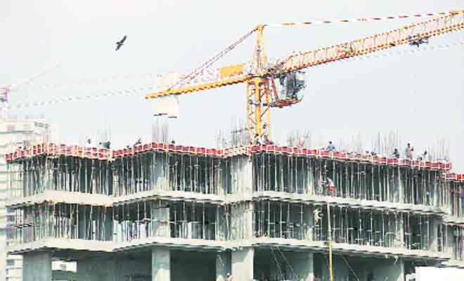 Piling inventory, poor sales may force builders to slash rates, say experts