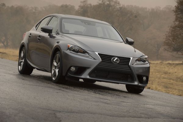 2014 Lexus IS models show luxury brand addressing image problem