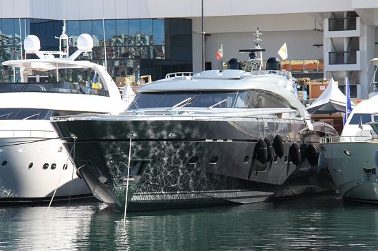 AB Yachts delivers superyacht Ecrider