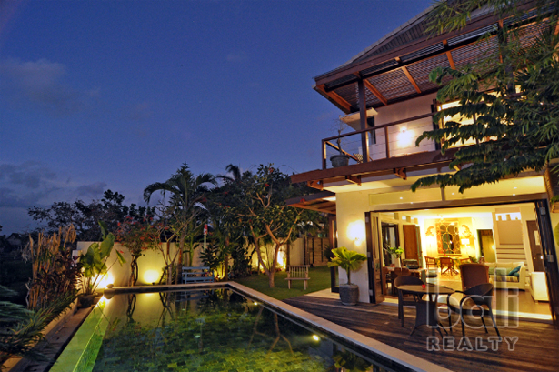 Freehold villa for sale in Canggu, Bali