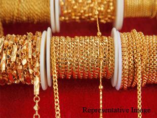 August gold jewellery exports up vs July, seen rising ahead