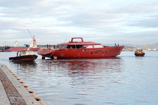 Latest Perini Navi superyacht receives 76 metre mast