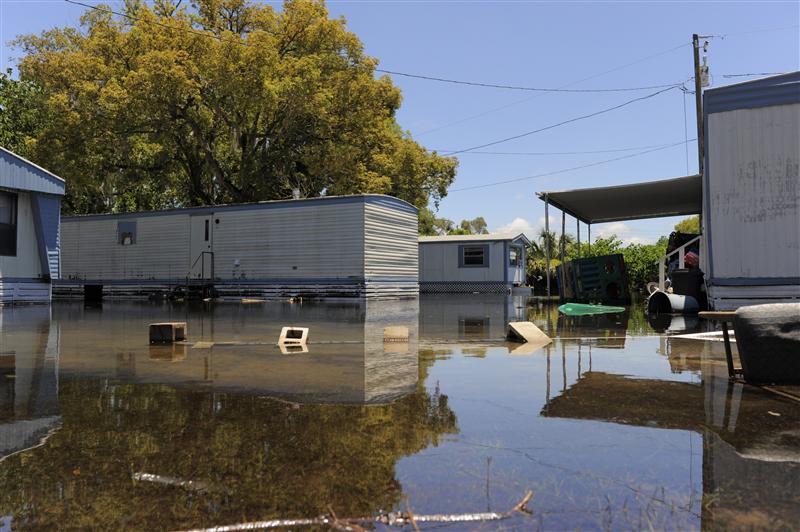 Coastal, riverbank homeowners brace for US flood insurance hike