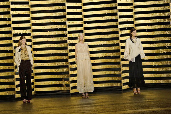 Dries Van Noten: Gold Standard