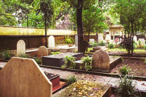 Mumbai Multiplex | Living arrangements of the dead